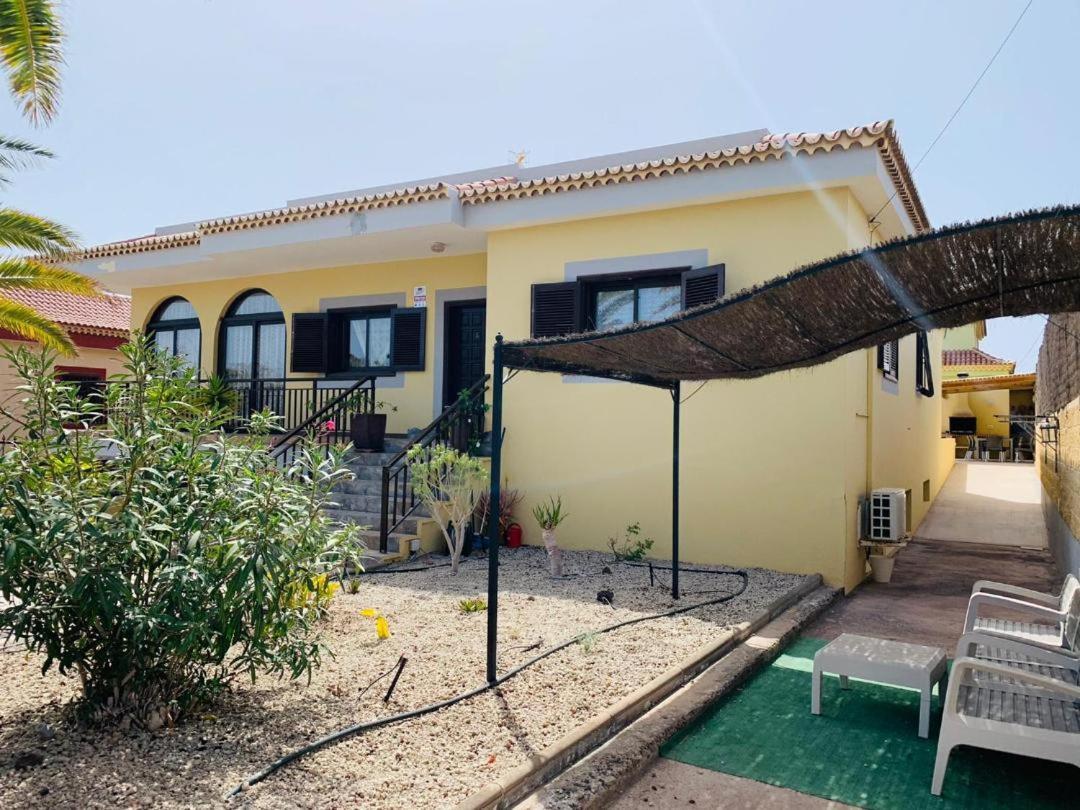 Vivienda Vacacional Tinizara Arona  Exteriör bild