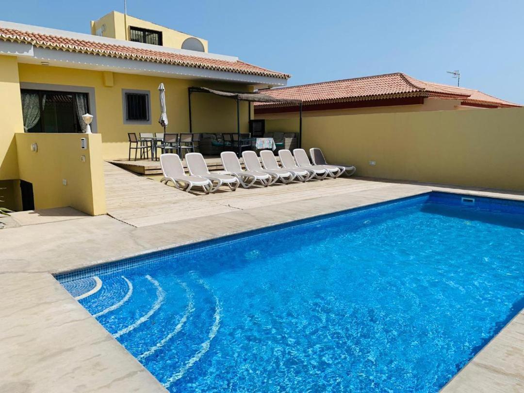 Vivienda Vacacional Tinizara Arona  Exteriör bild