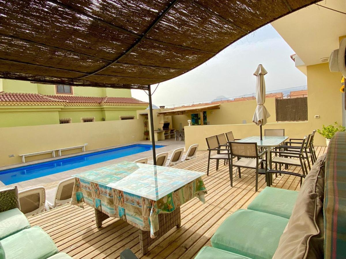 Vivienda Vacacional Tinizara Arona  Exteriör bild